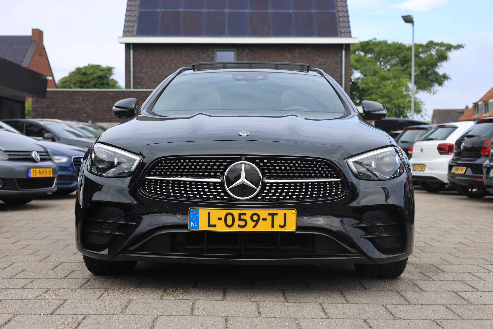 45914196-1.jpg