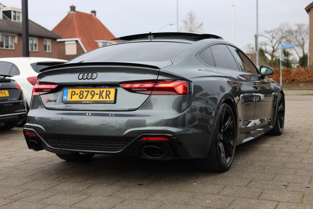 51835207-1.jpg