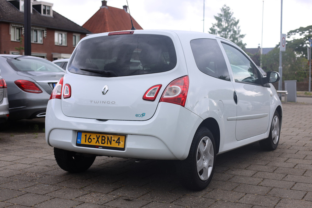54088310-1.jpg